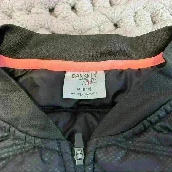 Danskin Athletic Black Vest Size Medium - Picture 2 of 4